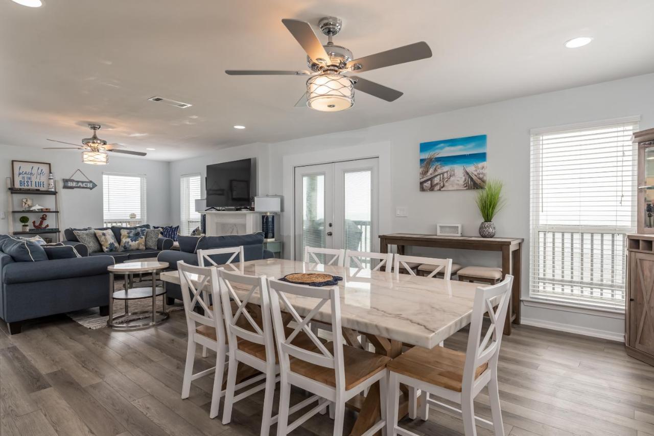 דופין איילנד Strand Castle - Gulf Front! An Ideal Layout With Game Room, Small Private Pool, And Roof Top Crow'S Nest! Home מראה חיצוני תמונה